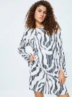 Распродажа  Размеры: 42 44 46 