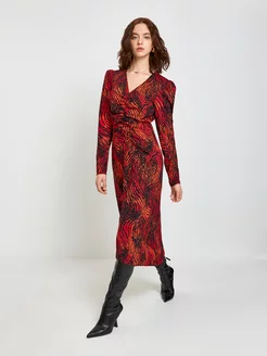 Распродажа  Размеры: 48 46 44 42 50 