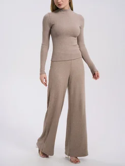 Распродажа  Размеры: 42 44 46 