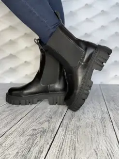 Распродажа  Размеры: 35 37 39 