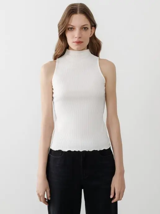 Распродажа  Размеры: 48 46 44 42 